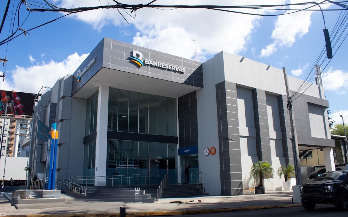 Banreservas — Av. José Núñez de Cáceres