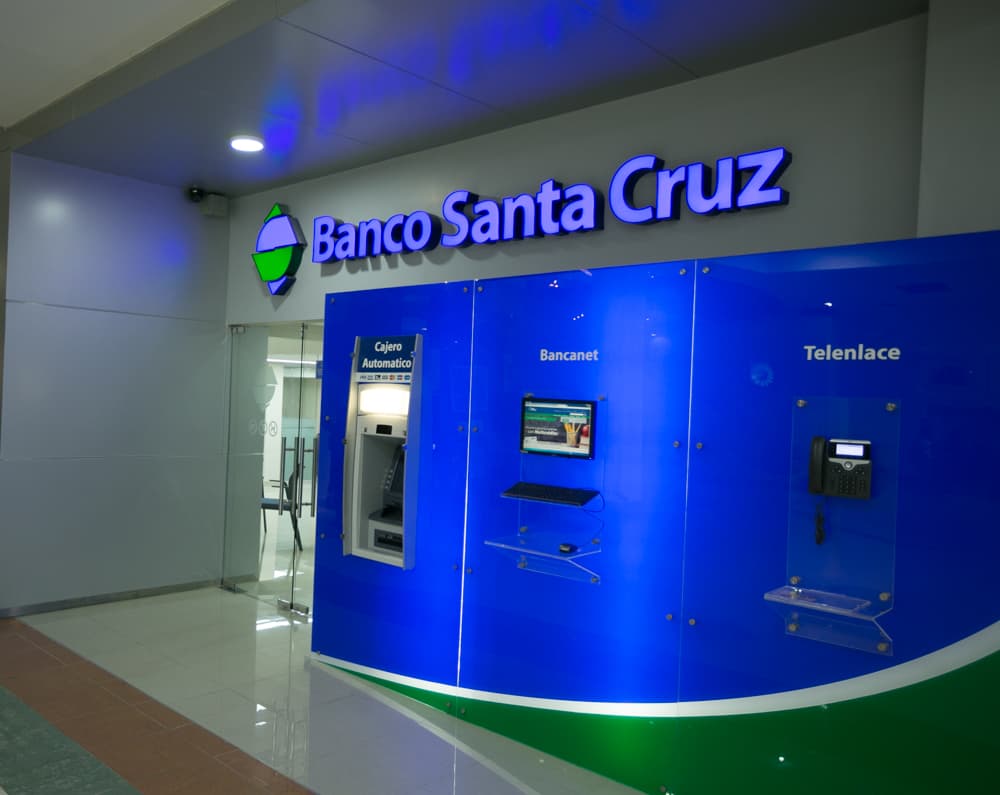 Banco Santa Cruz — Bella Vista Mall