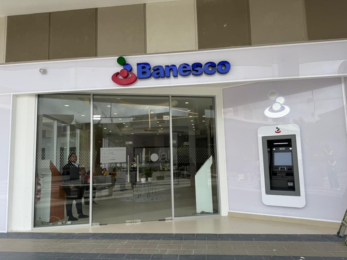 Banesco — Plaza Paseo 27