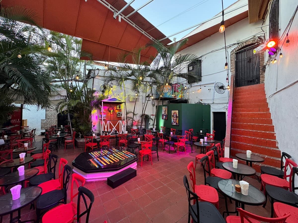 Hasta La Tambora Cafe Lounge